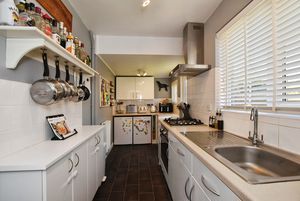 Photo 9- click for photo gallery